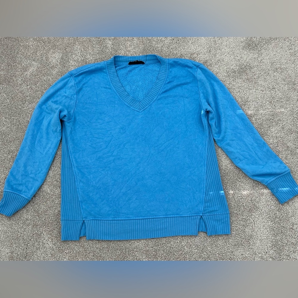 Jane and Delancey Cobalt Blue V-Neck Pullover Sweater | Size M